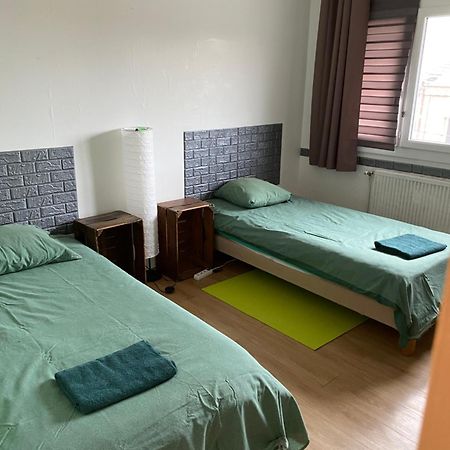 Gite De La Nievre - Centre Ville-2E Etage Flixecourt 外观 照片