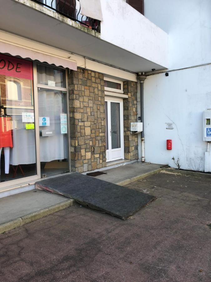 Gite De La Nievre - Centre Ville-2E Etage Flixecourt 外观 照片